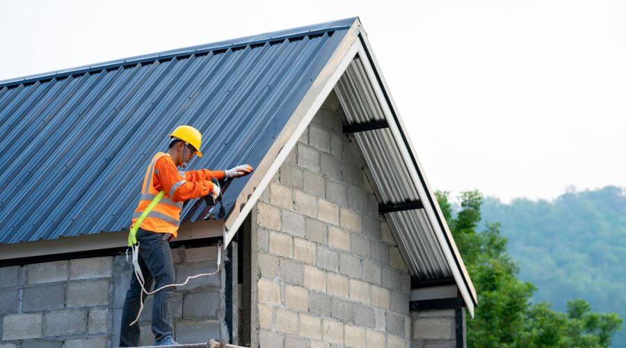 Expert Emergency Roof Repairs services in Groton, VT